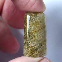 Cargar imagen en el visor de la galería, CUARZO RUTILADO
