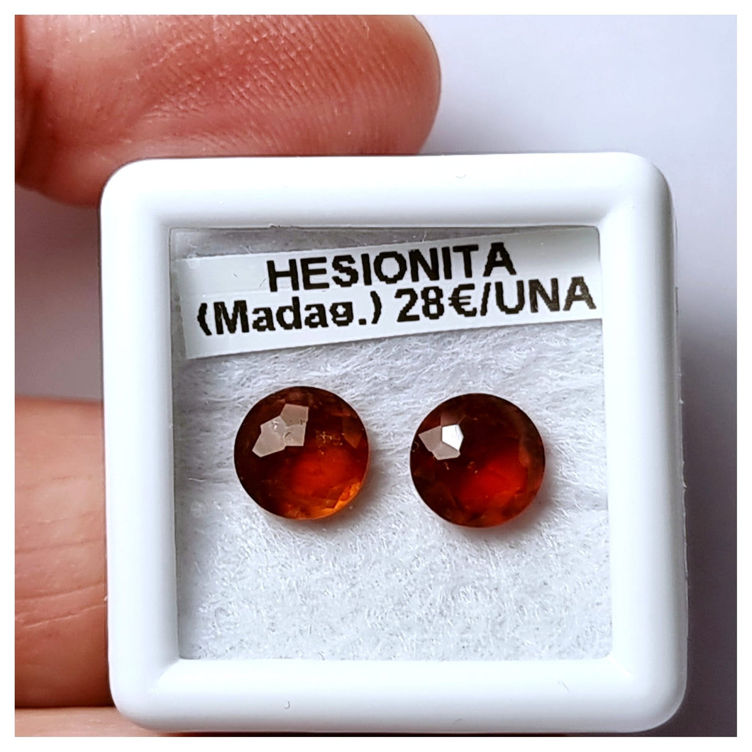 -GRANATE HESIONITA-
