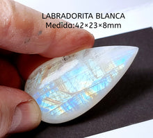 Cargar imagen en el visor de la galería, -PIEDRA LUNA- (Labradorita blanca)
